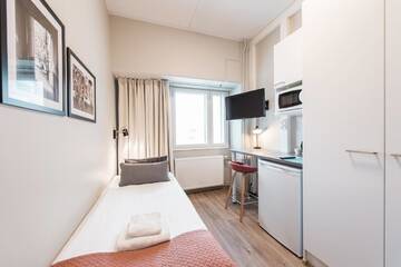 Фото номера Стандартный одноместный номер Апарт-отели Forenom Aparthotel Espoo Leppävaara г. Эспоо 4